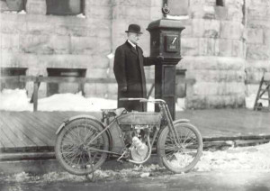 1913 Harley - Davidson Model 9-E